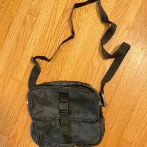 NWOT Sisley small cross body bag.